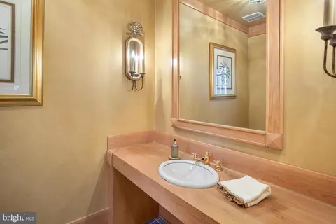 11015 Glen Rd, Potomac, MD 20854 photo 18