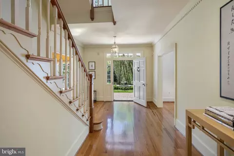 11015 Glen Rd, Potomac, MD 20854 photo 4