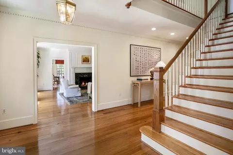 11015 Glen Rd, Potomac, MD 20854 photo 5