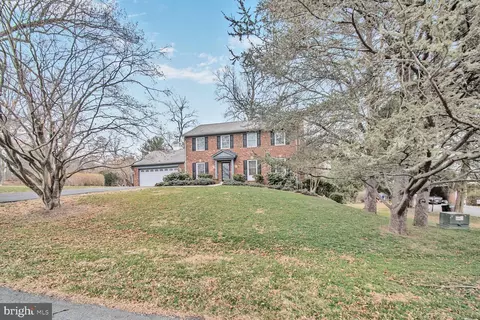 309 Notley Ct, Silver Spring, MD 20905 photo 2