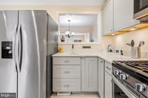 Kitchen - 1 Long Green Ct, Silver Spring, MD 20906 photo 3 of 4