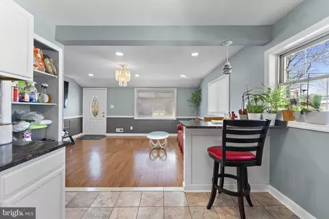 Entry Way - 12911 Valleywood Dr, Silver Spring, MD 20906 photo 3 of 7