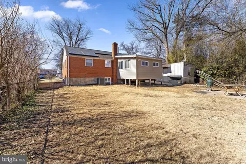 Exterior - 12911 Valleywood Dr, Silver Spring, MD 20906 photo 3 of 8