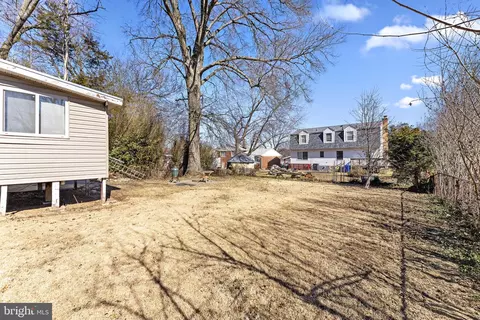 Exterior - 12911 Valleywood Dr, Silver Spring, MD 20906 photo 2 of 8