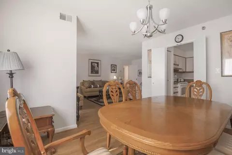 Dining - 15115 Interlachen Dr #3-125, Silver Spring, MD 20906 photo 2 of 2