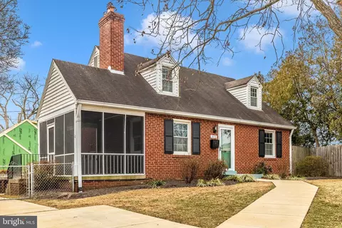 3716 Dupont Ave, Kensington, MD 20895