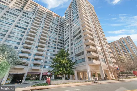 4515 Willard Ave #1105S, Chevy Chase, MD 20815