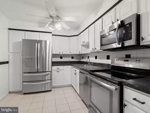 2112 Bucknell Ter #37, Silver Spring, MD 20902 photo 9