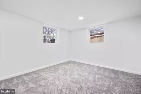 10702 Tenbrook Dr, Silver Spring, MD 20901 photo 22