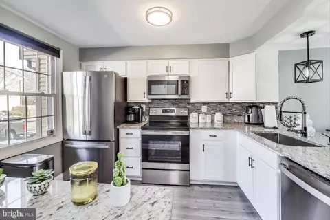 1255 Elm Grove Cir, Silver Spring, MD 20905 photo 9