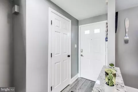 1255 Elm Grove Cir, Silver Spring, MD 20905 photo 3