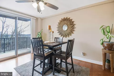 Dining - 1900 Lyttonsville Rd #611, Silver Spring, MD 20910 photo 1 of 2