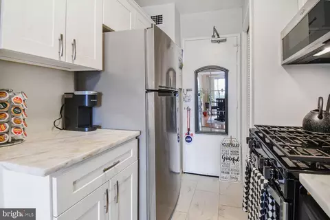 Kitchen - 1900 Lyttonsville Rd #611, Silver Spring, MD 20910 photo 3 of 3