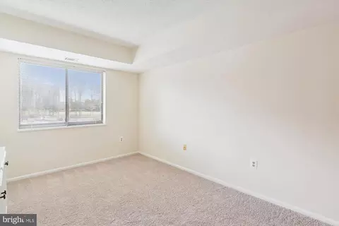 15100 Interlachen Dr #4-221, Silver Spring, MD 20906 photo 26