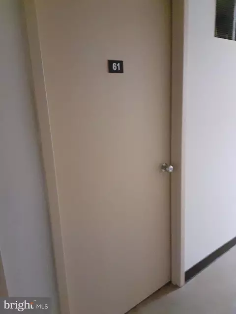 15100 Interlachen Dr #4-221, Silver Spring, MD 20906 photo 30