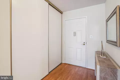 15100 Interlachen Dr #4-221, Silver Spring, MD 20906 photo 17