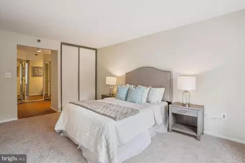 15100 Interlachen Dr #4-221, Silver Spring, MD 20906 photo 13