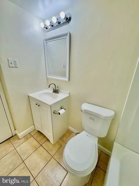 Bath - 3936 Bel Pre Rd #3936-2, Silver Spring, MD 20906 photo 2 of 5