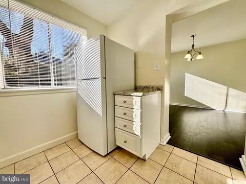 Kitchen - 3936 Bel Pre Rd #3936-2, Silver Spring, MD 20906 photo 4 of 4