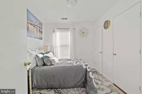 Bedroom - 14201 Woolen Oak Ct #4, Silver Spring, MD 20906 photo 4 of 5