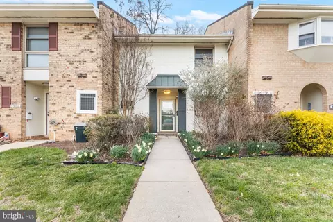 3302 Gleneagles Dr #80-B, Silver Spring, MD 20906