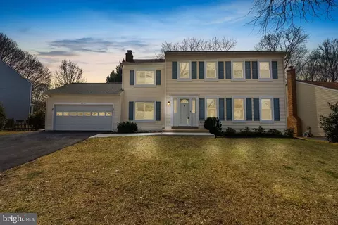 4420 Morningwood Dr, Olney, MD 20832