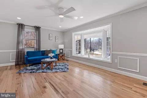 Living - 2105 Drury Rd, Silver Spring, MD 20906 photo 2 of 5