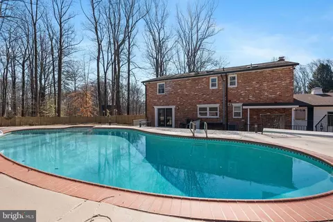 Exterior - 2105 Drury Rd, Silver Spring, MD 20906 photo 4 of 9
