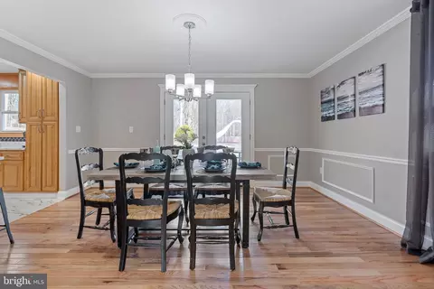 Dining - 2105 Drury Rd, Silver Spring, MD 20906 photo 2 of 2