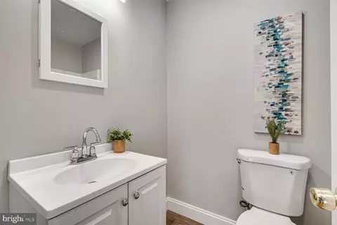 Bath - 4310 Robert Ct, Silver Spring, MD 20906 photo 2 of 2