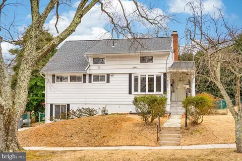 823 Crothers Ln, Rockville, MD 20852