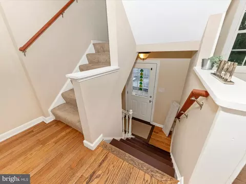 17634 Kohlhoss Rd, Poolesville, MD 20837 photo 4