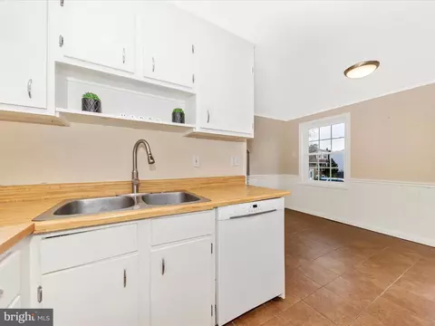 17634 Kohlhoss Rd, Poolesville, MD 20837 photo 10