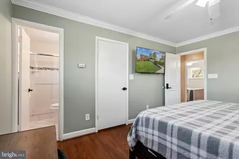 Bedroom - 9425 Weaver St, Silver Spring, MD 20901 photo 2 of 9