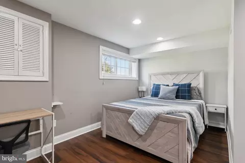 Bedroom - 9425 Weaver St, Silver Spring, MD 20901 photo 8 of 9