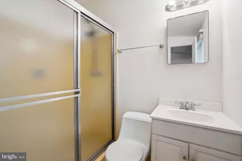 Bath - 11409 Fairoak Dr, Silver Spring, MD 20902 photo 2 of 3
