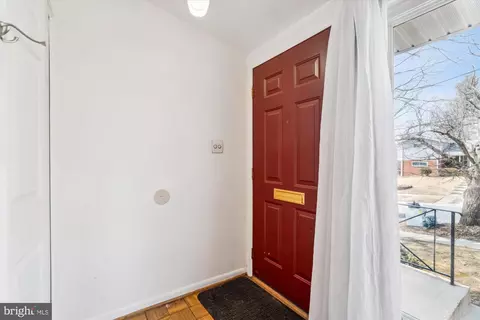 Entry Way - 11409 Fairoak Dr, Silver Spring, MD 20902 photo 1 of 2