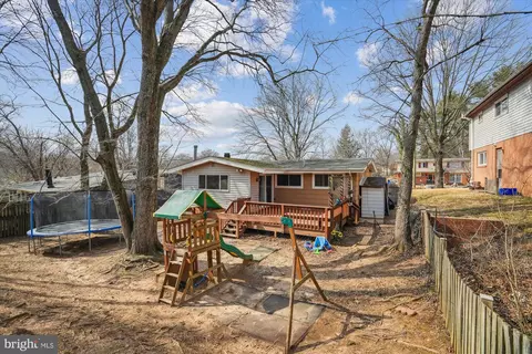 Exterior - 11409 Fairoak Dr, Silver Spring, MD 20902 photo 7 of 17