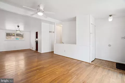 Living - 11409 Fairoak Dr, Silver Spring, MD 20902 photo 3 of 10