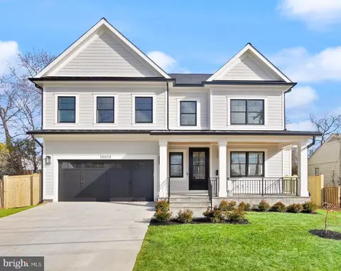 10013 Montauk Ave, Bethesda, MD 20817