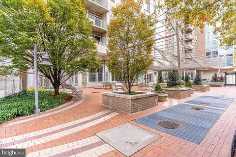 Exterior - 930 Wayne Ave #407, Silver Spring, MD 20910 photo 2 of 2