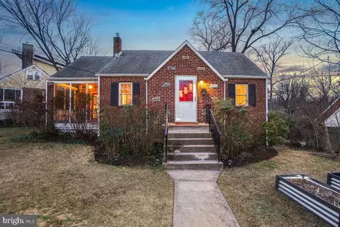 403 Lincoln Ave, Takoma Park, MD 20912