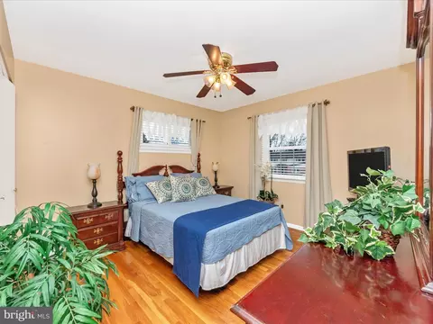 Bedroom - 1504 Leister Dr, Silver Spring, MD 20904 photo 4 of 10
