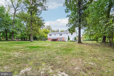 Exterior - 15516 Tierra Dr, Silver Spring, MD 20906 photo 10 of 20