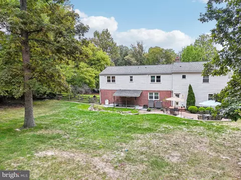 Exterior - 15516 Tierra Dr, Silver Spring, MD 20906 photo 6 of 20
