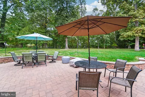 Exterior - 15516 Tierra Dr, Silver Spring, MD 20906 photo 16 of 20