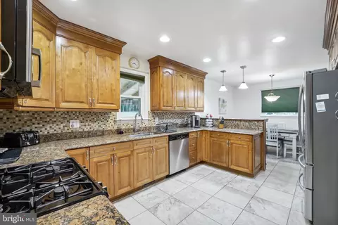 Kitchen - 15516 Tierra Dr, Silver Spring, MD 20906 photo 1 of 3
