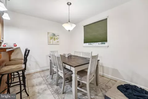 Dining - 15516 Tierra Dr, Silver Spring, MD 20906 photo 3 of 3