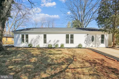 8325 Shady Spring Dr, Gaithersburg, MD 20877