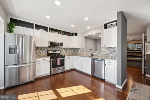 Kitchen - 26 Long Green Ct, Silver Spring, MD 20906 photo 2 of 2